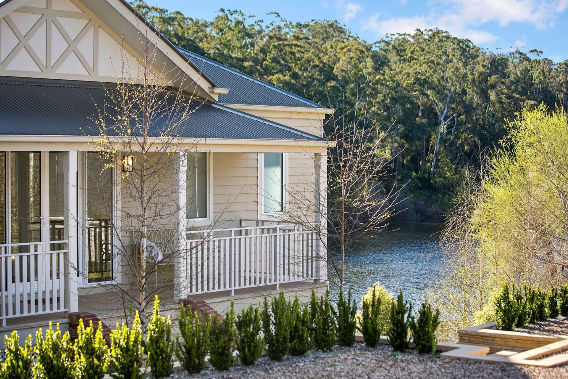 Lakes Edge * Daylesford